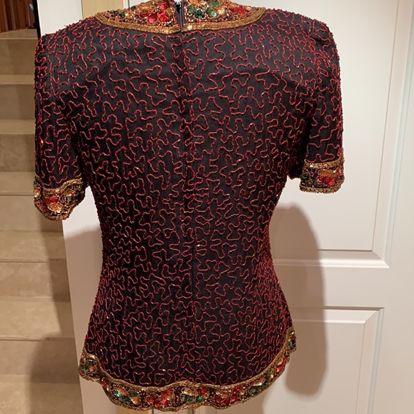 PAPÉLL BOUTIQUE. Evening. Jewel toned top w/details on neckline,collar &… - Picture 6 of 12